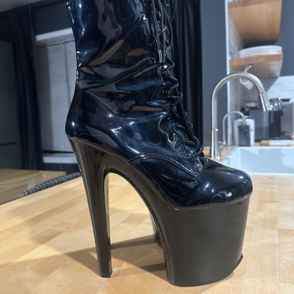 Pleaser platform boots size 13 - Picture 2 of 3